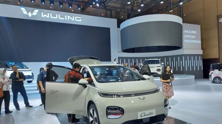 Perang Mobil Listrik di PEVS 2024