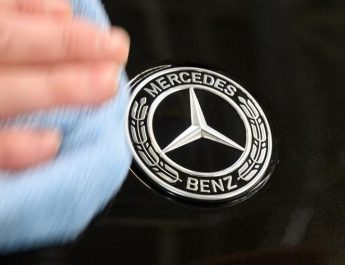 Mercedes-Benz Tarik 15.502 GLC di Amerika Serikat. Kenapa?