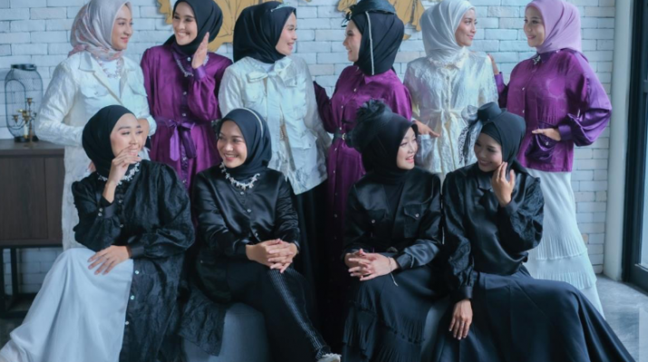 RizkaAde Rilis Koleksi Busana Hari Raya Bermakna Milik Tuhan