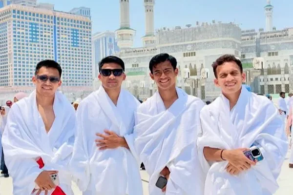 Sebagian Pemain Timnas Indonesia Jalani Umrah jelang Laga Melawan Arab Saudi