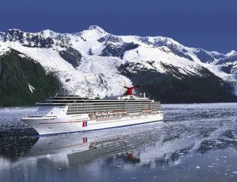 Kapal Pesiar Carnival Spirit Alami Momen Titanic Saat Tabrak Potongan Es di Alaska