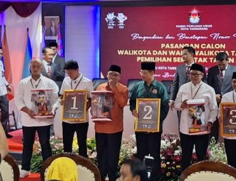 Ribuan Pendukung Paslon Ramaikan Pengundian Nomor Urut Pilkada Kota Tangerang