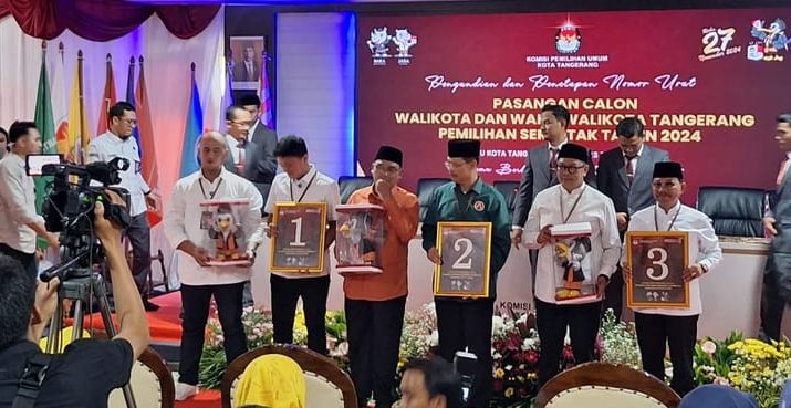 Ribuan Pendukung Paslon Ramaikan Pengundian Nomor Urut Pilkada Kota Tangerang