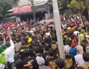 Pengundian Nomor Urut Pasangan Calon Kepala Daerah Pekalongan Diwarnai Keributan