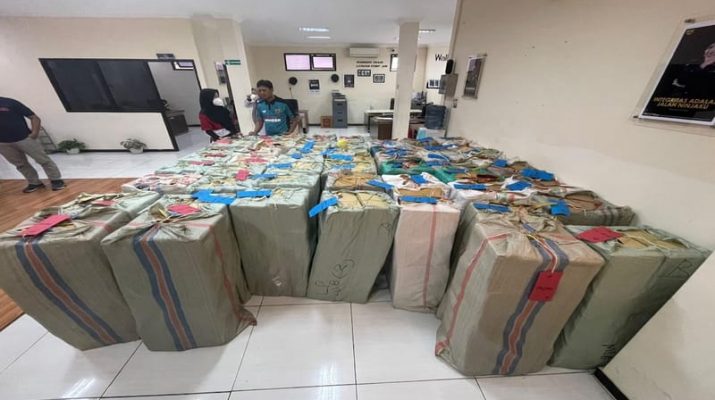 Bea Cukai Jember Menyita 848 Ribu Batang Rokok Ilegal