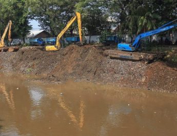 PDIP Desak Normalisasi Sungai Jakarta Dihidupkan Kembali