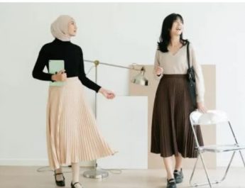 Ingin Samarkan Perut Buncit? Coba 5 Outfit Berikut