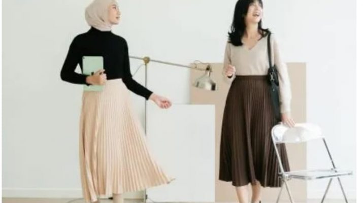 Ingin Samarkan Perut Buncit? Coba 5 Outfit Berikut