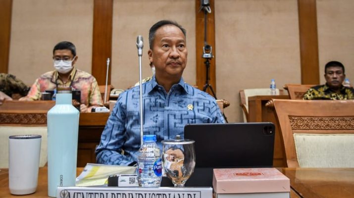 Pemberian Gelar Honoris Causa kepada Menperin Agus Gumiwang Diapresiasi