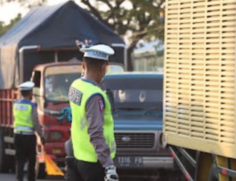 Larangan Angkutan Sumbu 3 saat Libur Nasional Dikaji Ulang