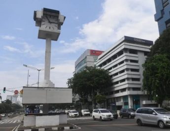 Tugu Jam Thamrin Bakal Dikembalikan ke Lokasi Semula pada 2026