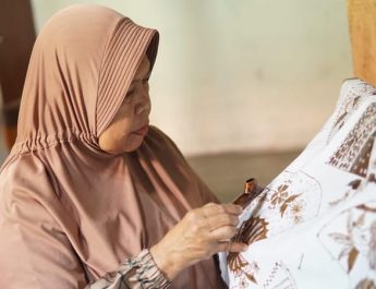 Kampung Batik Paledang Rayakan Hari Batik Nasional dengan Semangat Pelestarian