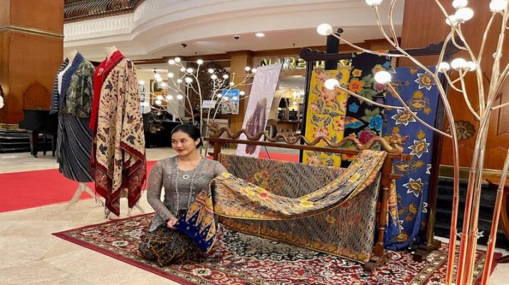 Sunan Membatik Cara The Sunan Hotel Solo Rayakan Hari Batik Nasional dengan Kearifan Lokal