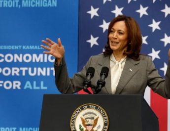 Kamala Harris Berkelit Soal Dukungan Pribadi ke PM Netanyahu