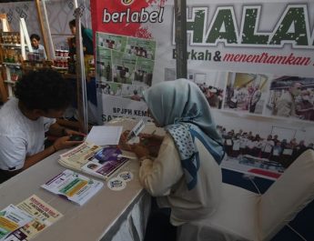 Pelaku Usaha Desak Pemerintah Berlakukan Wajib Sertifikasi Halal