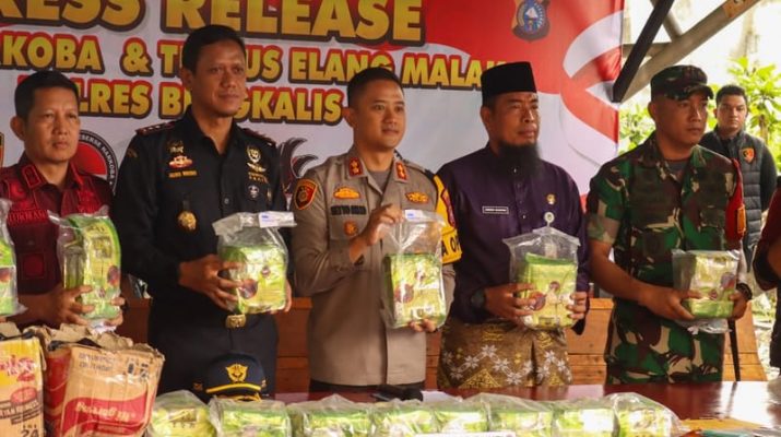 Bea Cukai Bengkalis Bersama Polres Ungkap Kasus Sabu 15,7 Kilogram