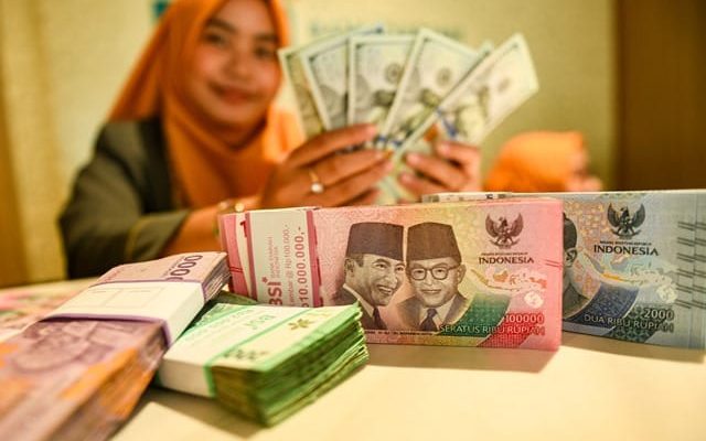 Kurs Rupiah Naik saat Pasar Antisipasi Notulen The Fed