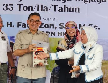 Fadli Zon Apresiasi Inovasi Budi Daya Padi di Kabupaten Bandung