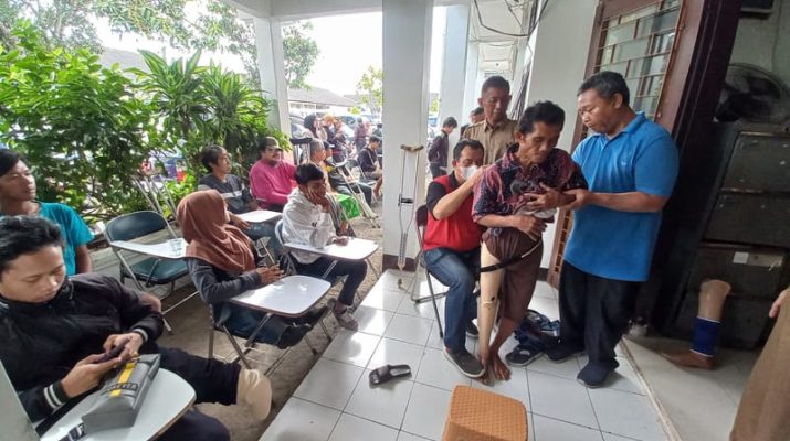 Kemensos Bantu Kaki dan Tangan Palsu Bagi 19 Penyandang Disabilitas di Kota Tasikmalaya