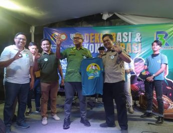 Kader Partai Gerindra Kota Bandung Deklarasi Dukung Farhan-Erwin