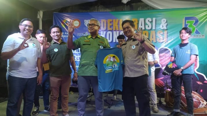 Kader Partai Gerindra Kota Bandung Deklarasi Dukung Farhan-Erwin