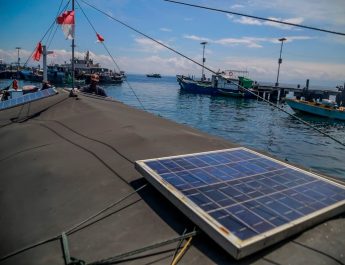 IESR: Pertumbuhan Energi Surya di Indonesia Tergolong Lambat