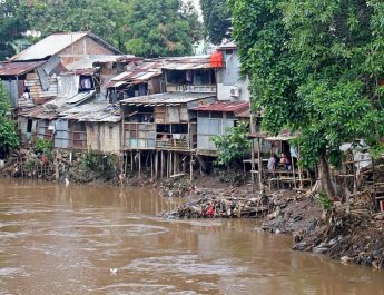 10 Penyebab Utama Kemiskinan dan Indikatornya