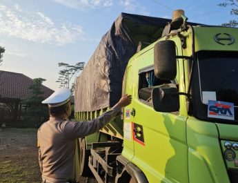 Pasca Tabrakan Beruntun di Subang, Polisi Razia Dump Truk