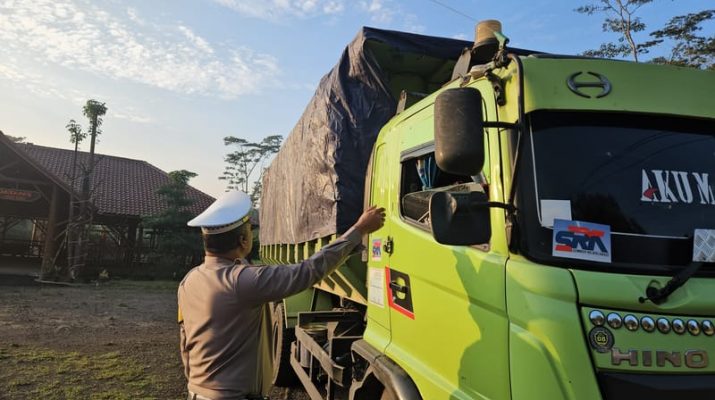 Pasca Tabrakan Beruntun di Subang, Polisi Razia Dump Truk