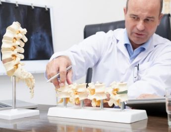 Penyebab dan Dampak Osteoporosis: Waspadai