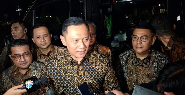 Calon Menteri Kompak Berbusana Batik Bernuansa Coklat ke Istana