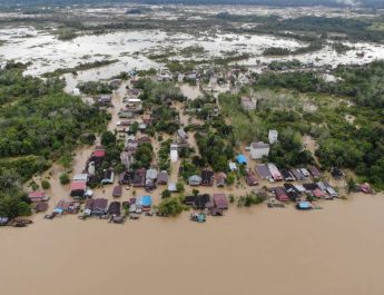 BNPB Terjunkan Tim Distribusi untuk Korban Banjir yang Rendam 32 Desa di Kalteng