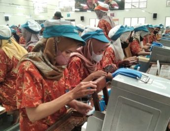 Pekerja di Sektor Tembakau Rentan terhadap Kemiskinan dan Pengangguran