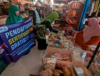 Keberhasilan Kewajiban Sertifikasi Halal Bergantung Pada Kesiapan Pelaku UMKM