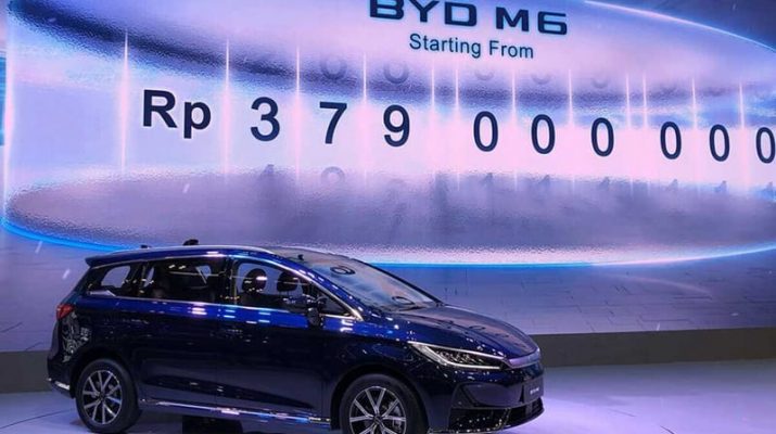 Diluncurkan di GIIAS 2024, BYD M6 Jadi Mobil MPV Listrik Pertama di Indonesia, Ini Harganya