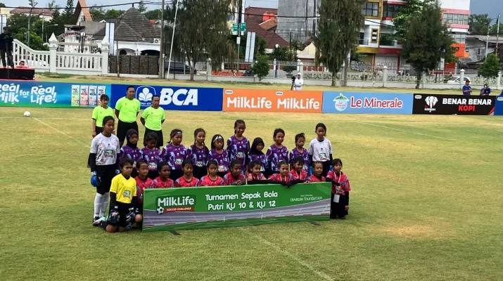 Lagi-Lagi, SDN Tempel & SD Kristen Manahan Juarai MilkLife Soccer Challenge