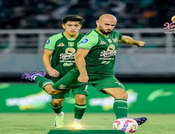 Gol M Rashid Selamatkan Persebaya dari Kekalahan Lawan PSM Makassar