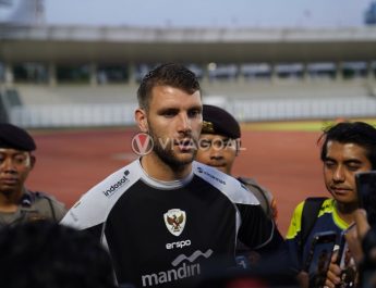 Maarten Paes Sebut Lebih Susah Main di Timnas Ketimbang Klub