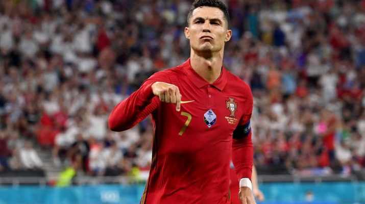 Meski Bisa Cetak Ribuan Gol, Ronaldo Dianggap Tak Tahu Cara Bermain Sepakbola!