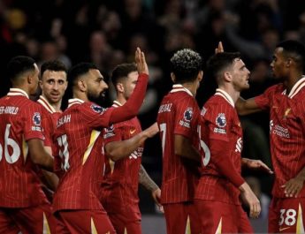 Liverpool amankan tempat pertama di klasemen Liga Inggris