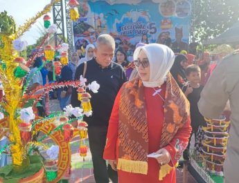 Kunjungi Festival Pasir Padi, Promosikan Budaya dan Wisata Pangkalpinang