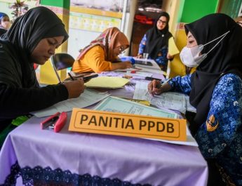 Buntut Manipulasi Nilai Rapor PPDB, Tiga Guru SMPN 19 Depok Diperiksa Kejaksaan