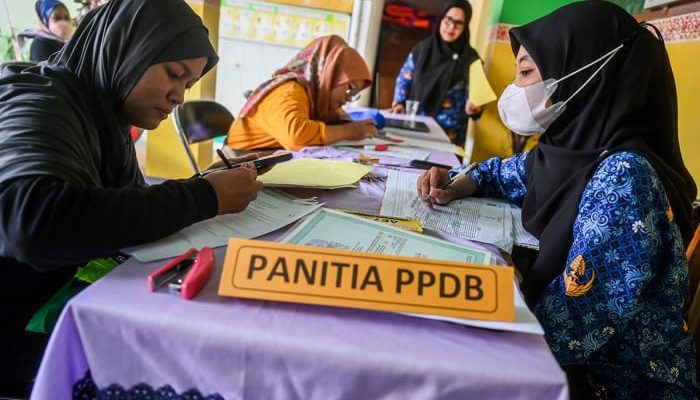 Buntut Manipulasi Nilai Rapor PPDB, Tiga Guru SMPN 19 Depok Diperiksa Kejaksaan