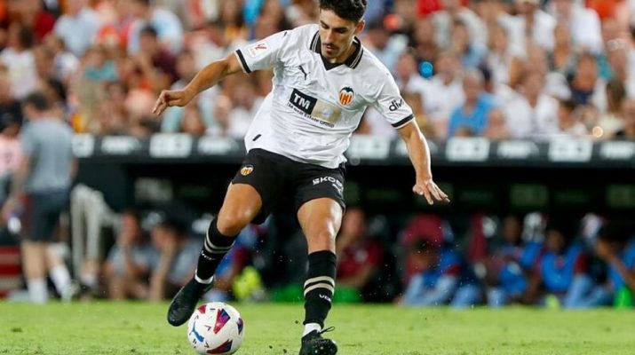 Alasan Telak Pilar Valencia Tolak Pilar Nottingham