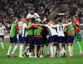 Declan Rice Ingin Inggris Belajar dari West Ham United di Final Euro 2024