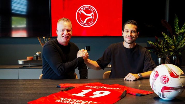 Resmi ke Almere City, Thom Haye: Saya Pilih Tim Ini Dengan Kepala dan Hati Saya!