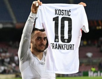 Eintracht Frankfurt Ogah Beri Nomor 10 ke Sembarang Pemain, Kenapa?