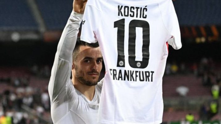 Eintracht Frankfurt Ogah Beri Nomor 10 ke Sembarang Pemain, Kenapa?