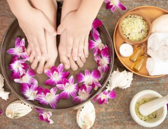 6 Rekomendasi Foot Scrub untuk Membuat Kaki Bersih dan Halus