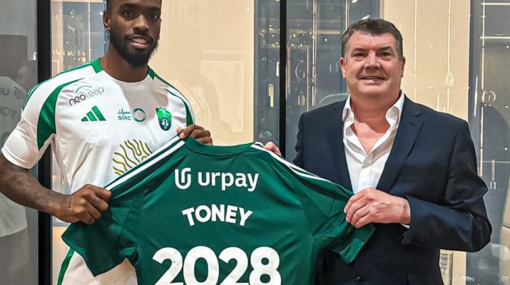 Resmi Gabung Tim Saudi, Karir Toney di Premier League Selesai